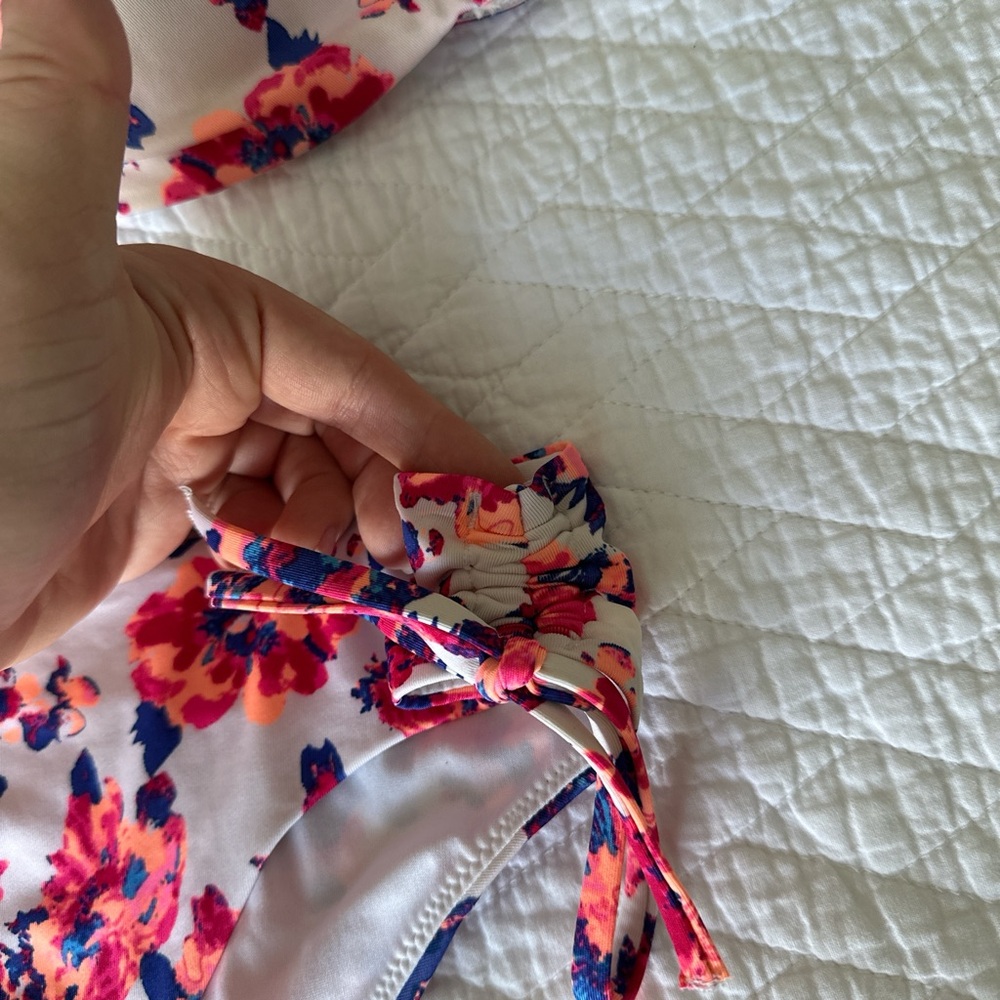 Bikini set - Picture 3 of 7